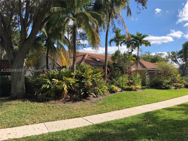 Tierra Vista, 2505 Sands Way, Cooper City, Florida 33026, image 2