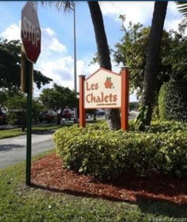 Les Chalets, 2314 SW 106th Ct, University Park, Florida 33165, image 2