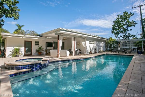 Keystone Point, 1820 Alamanda Dr, North Miami, Florida 33181, image 2