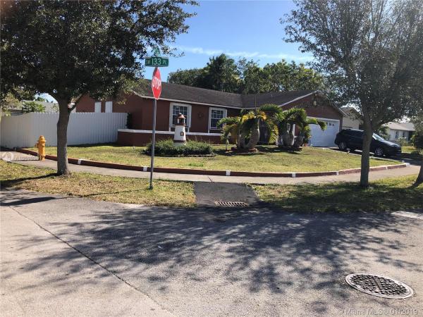 Meadow Wood Manor, 26201 SW 133rd Pl, Princeton, Florida 33032, image 2