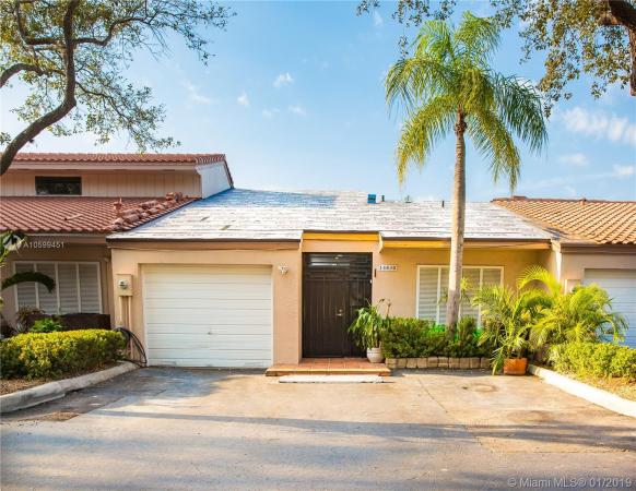 Lake Cynthia, 14830 Breckness Pl, Miami Lakes, Florida 33016, image 2