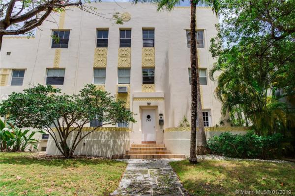 The Pines & The Palms, 2463 Pine Tree Dr #3, Miami Beach, Florida 33140, image 2