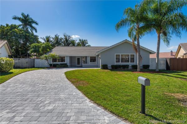 Crossbow At Ivanhoe, 6821 W Longbow Bnd, Davie, Florida 33331, image 2