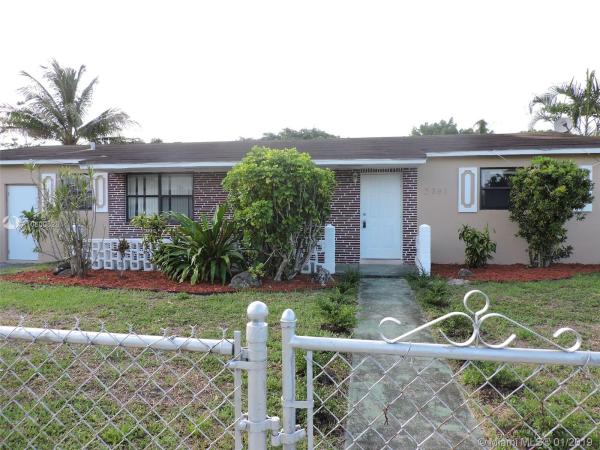 Liberty Homes Estates, 2781 NW 211th St, Miami Gardens, Florida 33056, image 2
