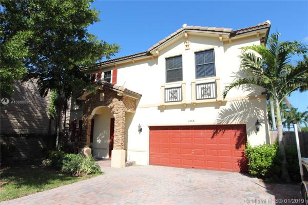 Enclave At Black Point Marina, 10541 SW 224th Ter, Cutler Bay, Florida 33190, image 2
