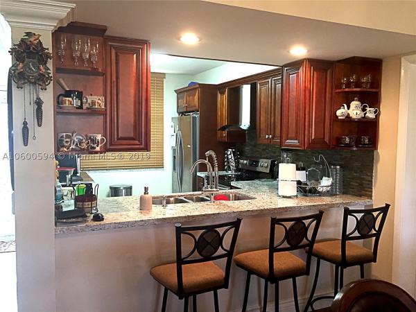 Whitehall 2 Of Pine Island Ridge, 1703 Whitehall Dr #106, Davie, Florida 33324, image 3