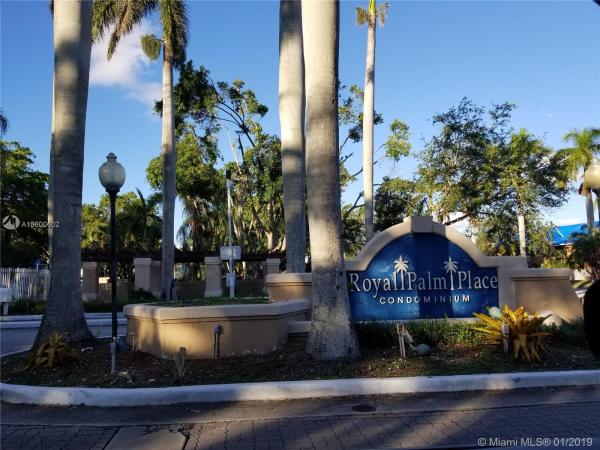 Royal Palm Place At The Hammocks, 10421 SW 157th Pl #303, The Hammocks, Florida 33196, image 2