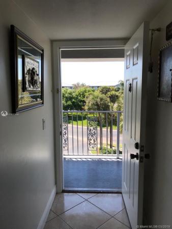 Whitehall Of Pine Island Ridge, 1502 Whitehall Dr #403, Davie, Florida 33324, image 2