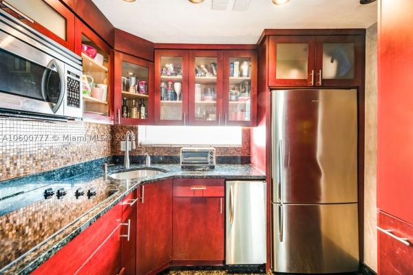 Collins Manor, 701 Collins Ave #1A, Miami Beach, Florida 33139, image 2