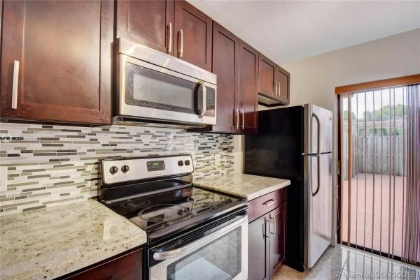 Sherwood Lakes, 2319 23rd Ln, Greenacres, Florida 33463, image 2