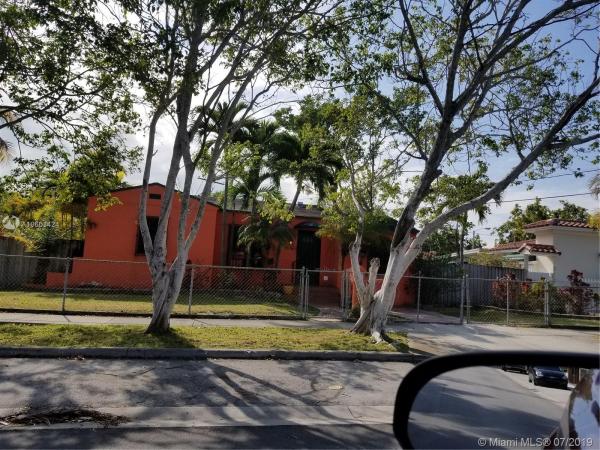 Brickell Estates, 990 SW 11th St, Miami, Florida 33129, image 2