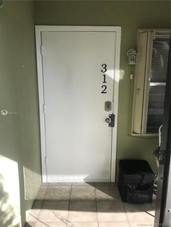 Santa Monica, 1425 Arthur St #312B, Hollywood, Florida 33020, image 2