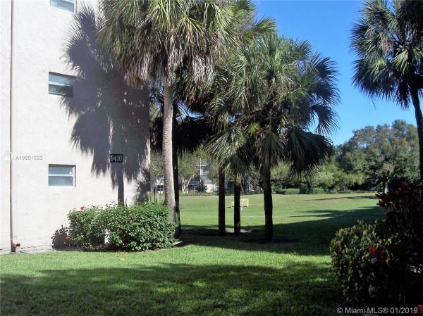Tangerine Of Pine Island Ridge, 9410 Tangerine Pl #101, Davie, Florida 33324, image 2