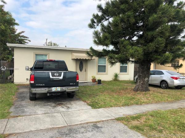Seaboard Park, 427 NE 171st St, North Miami Beach, Florida 33162, image 2