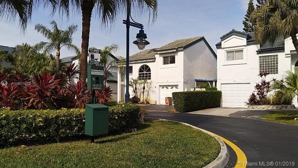 San Simeon, 221 NE 212th St, Ives Estates, Florida 33179, image 2