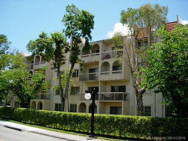 Village Of Kings Creek, 7920 Camino Real #M-311, Glenvar Heights, Florida 33143, image 2