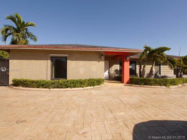 Winston Park, 13505 SW 82nd Ter, Kendale Lakes, Florida 33183, image 2