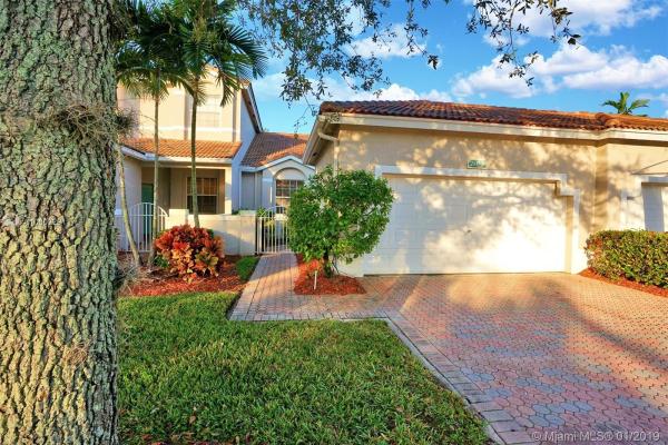 Regency Homes At Fairway Isles, 2851 E Aragon Blvd #5, Sunrise, Florida 33313, image 2