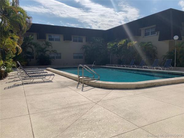 Heather Walk, 13712 SW 90th Ave #6, Kendall, Florida 33176, image 2