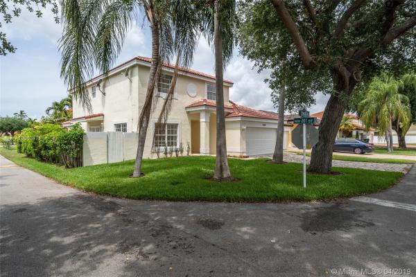 Marbella Park, 20100 NW 83rd Pl, Hialeah, Florida 33015, image 2
