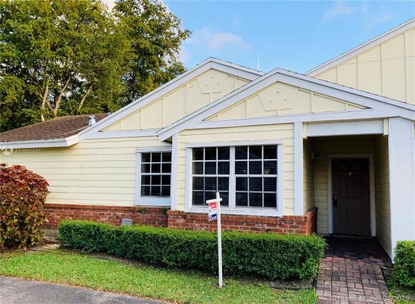 Village Homes At Country Walk, 13709 SW 149th Cir Ln #2-56, Country Walk, Florida 33186, image 2