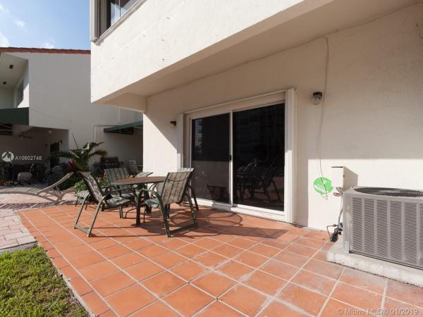 Oyster Cove Townhouses, 16533 NE 26th Ave #5B, North Miami Beach, Florida 33160, image 2