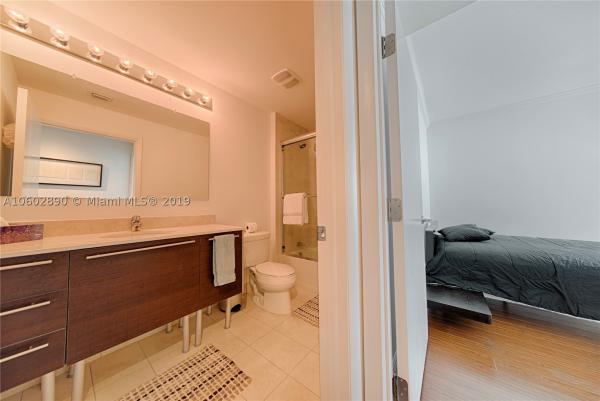 Quantum On The Bay, 1900 N Bayshore Dr #3703, Miami, Florida 33132, image 2