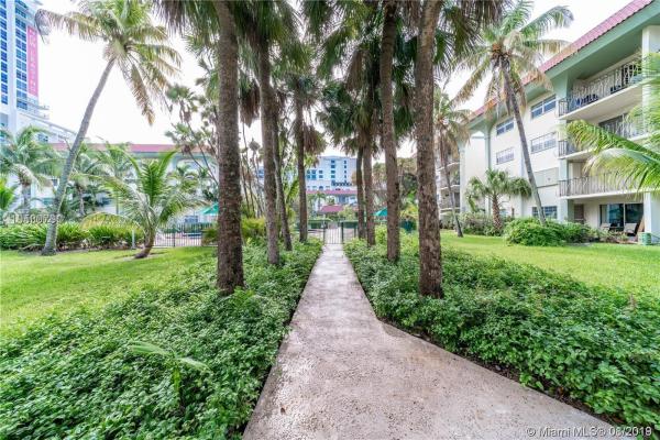 Granada Dadeland, 8101 SW SE 72nd Ave #311 W, Glenvar Heights, Florida 33143, image 2