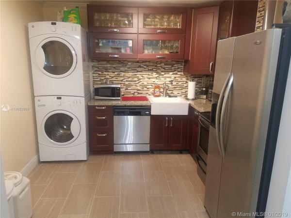 Lakes Of Acadia, 5574 NW 194th Cir Ter, Miami Gardens, Florida 33055, image 2