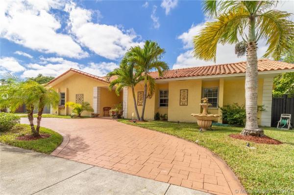 Kendale Lakes No HOA, 7312 SW 139th Ct, Kendale Lakes, Florida 33183, image 2