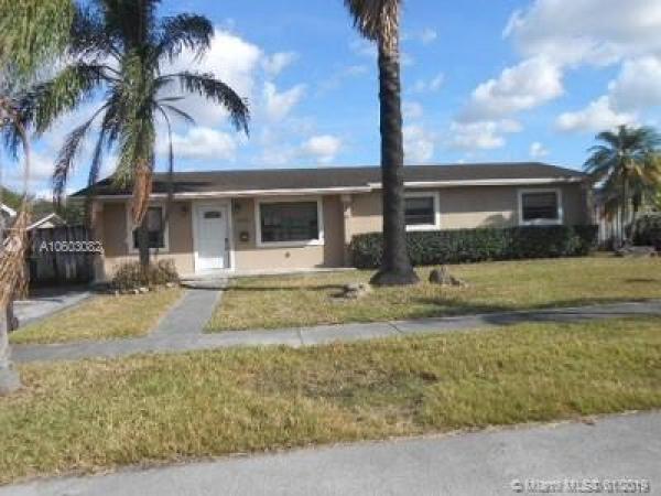 Royale Green, 5101 SW 128th Ct, Kendale Lakes, Florida 33175, image 2