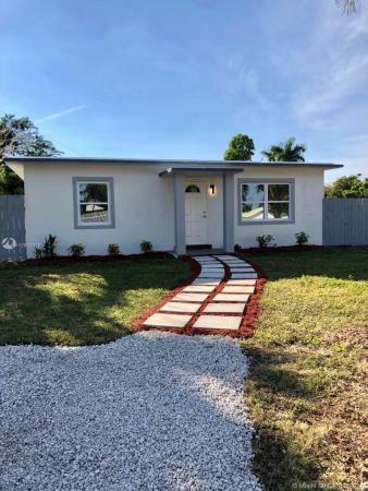 Leisure City Residential, 14920 Garfield Dr, Leisure City, Florida 33033, image 2