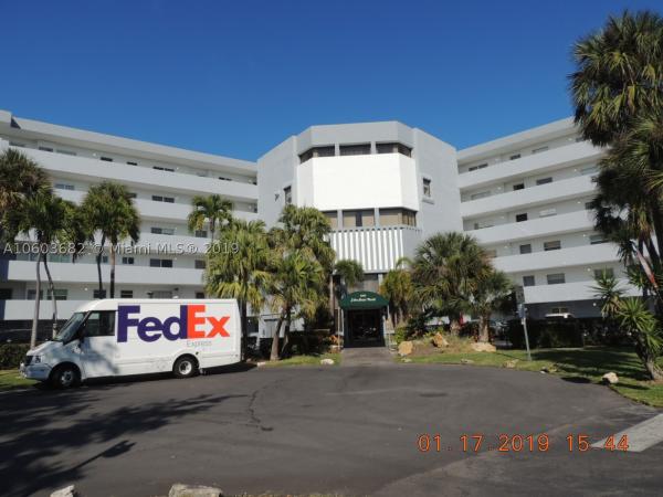 Eden Point, 4000 NE 170 St #404, North Miami Beach, Florida 33160, image 1