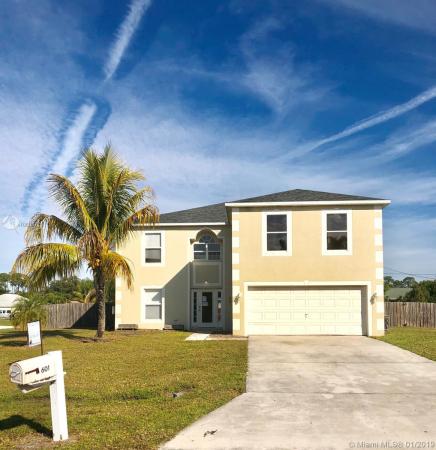 601 SE Starflower Ave, Florida 34983, image 2