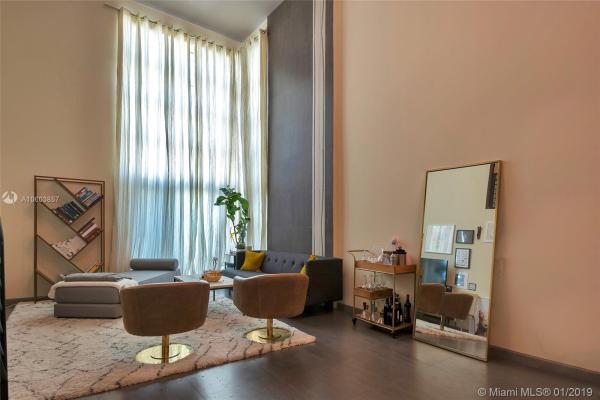 Vilasol, 7744 Collins Ave #14, Miami Beach, Florida 33141, image 2