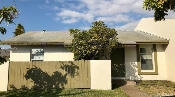 Devon Aire Villas, 12241 SW 115th Ter, The Crossings, Florida 33186, image 2