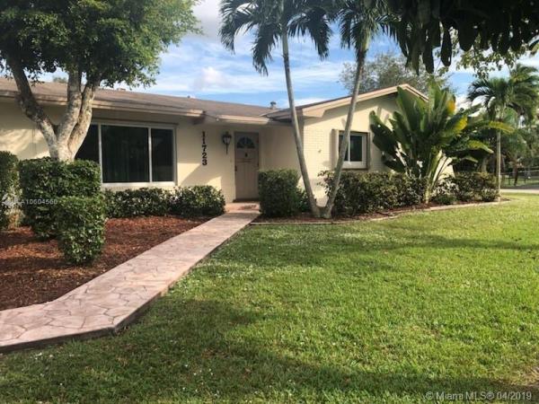 Pine Acres, 11723 SW 102nd Ct, Kendall, Florida 33176, image 2