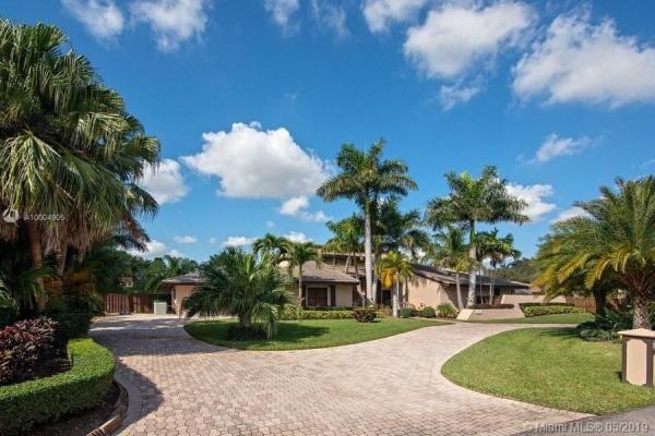 Galloway Glen, 10324 SW 89th Ct, Kendall, Florida 33176, image 2