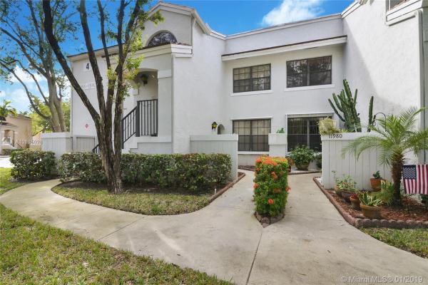 The Provinces Of Pierpointe At Pembroke Lakes, 11976 NW 11th St, Pembroke Pines, Florida 33026, image 2