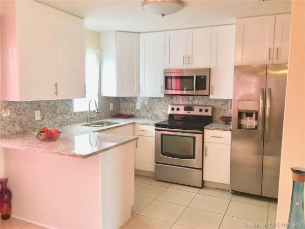 Hollywood Park, 2227 Scott St, Hollywood, Florida 33020, image 2