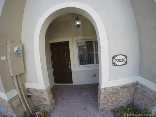 22030 SW 89th Ct, Cutler Bay, Florida 33190, image 2