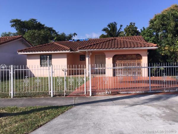 Munne Royal Homes, 9612 SW 145th Pl, The Hammocks, Florida 33186, image 2