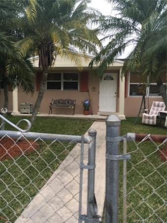 Lee Bell Homes, 28722 SW 147th Ct, Leisure City, Florida 33033, image 2