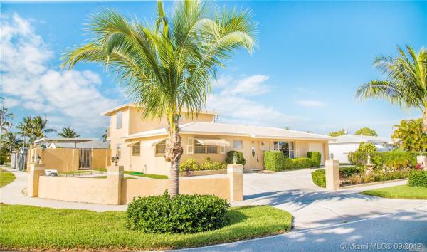 Park Manor, 301 W 22nd St, Riviera Beach, Florida 33404, image 2