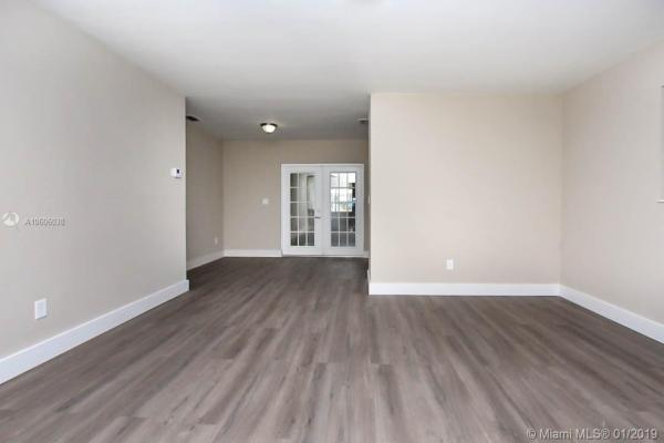 Arcola Gardens, 920 NW 87th St, West Little River, Florida 33150, image 2