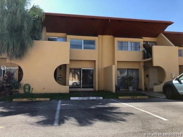 Taracoma Townhomes, 13701 SW 84th St #D, Kendale Lakes, Florida 33183, image 2