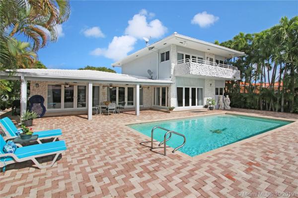 Sans Souci Estates, 2042 NE 120th Rd, North Miami, Florida 33181, image 2