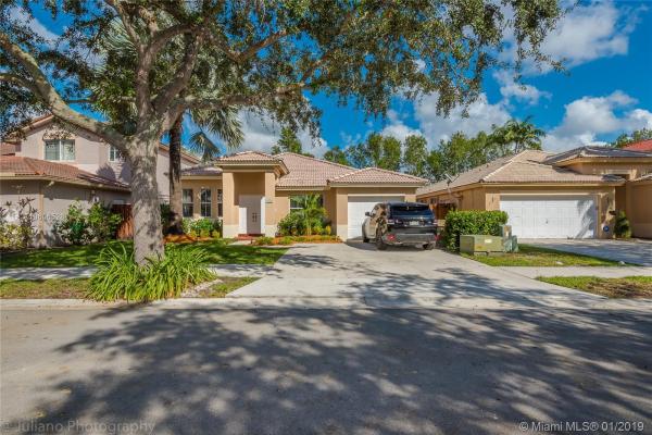 Poinciana Parc, 408 E Garden Cove Cir, Davie, Florida 33325, image 2