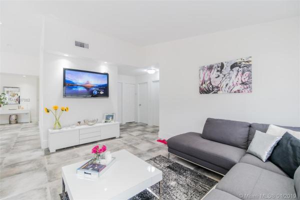 Britannia, 11351 SW 64th St, Sunset, Florida 33173, image 2