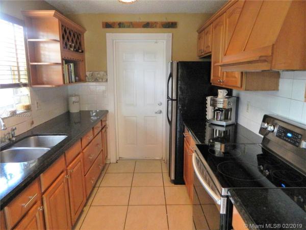 Killian Pines, 11413 SW 115th Ln, Kendall, Florida 33176, image 2
